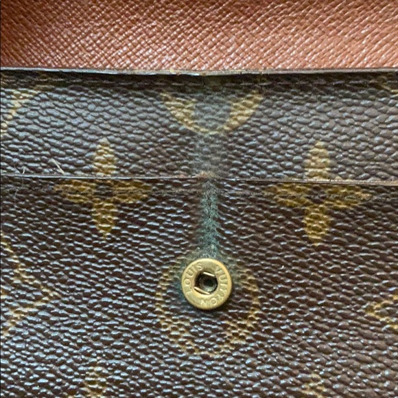 Authentic Louis Vuitton Wallet** just reduced - Picture 6 of 8